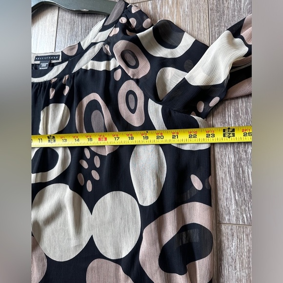 🛍️apostrophe Beautiful lining long sleeve blouse Size X-LARGE - Picture 9 of 10